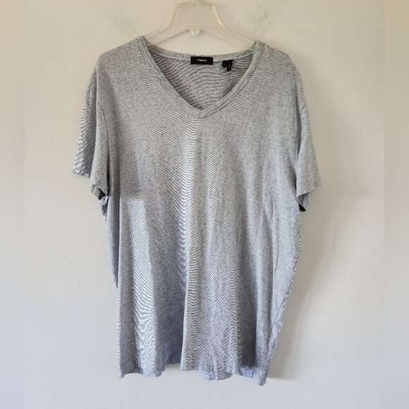 THEORY | 153416 Men's Gaskell Pinnate Stripe V-Neck Tee White/Black Sz XL - Picture 2 of 6